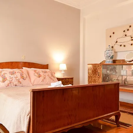 Lemar Apartment *
